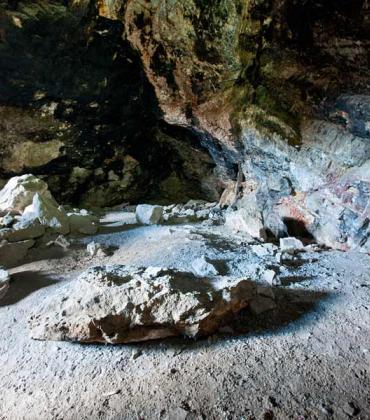 : Interior of Lovelock Cave located next to the former lakebed of Lake Lahontan in Nevada. Source: BLM Nevada / CC BY-SA 2.0