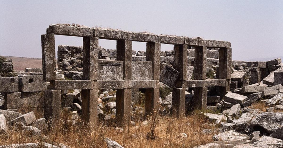Portico of an unidentified structure in Ba'ude, showcasing the robust limestone architecture characteristic of the region
